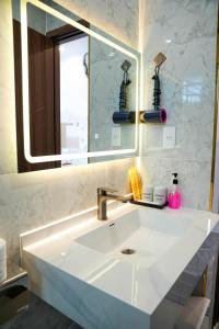 Koupelna v ubytování Nghia Lan Hotel