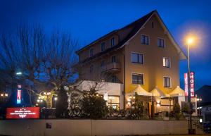 Zgradba, v kateri se nahaja hotel
