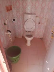 Koupelna v ubytování PRASHANTH Home Stay + 37 fotografií
