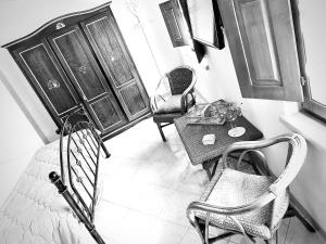 Fotografie z fotogalerie ubytování BnB Inn - Cyclists & Bikers - CAMERE CON BAGNO PRIVATO-PARCHEGGIO INTERNO PER MOTO e BICI -ENERGETIC BREAKFAST extra v destinaci Làconi