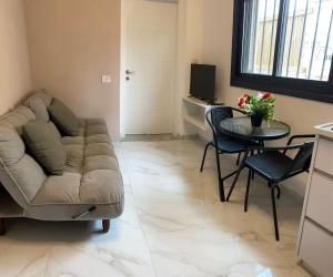 Khu vực ghế ngồi tại PERGOLA HOUSE 3 BDR heart