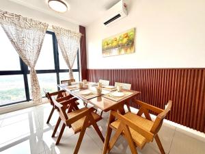 Posezení v ubytování Spacious Muji Homestay with IOI Mall & KL View