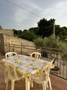 Φωτογραφία από το άλμπουμ του Villa Baglio della Fico a 15 minuti dalla valle dei templi e dal mare σε Racalmuto