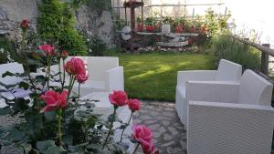 A garden outside Villa Antica Macina