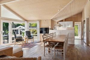 Χώρος καθιστικού στο Excellent Cottage With Sauna And Spa, 10 Persons