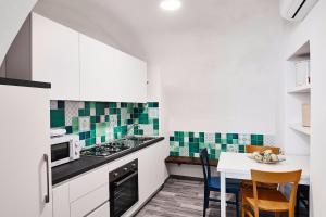 Kuchyň nebo kuchyňský kout v ubytování Casa Vacanze Mirò , Ravello