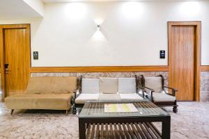 Posezení v ubytování FabHotel 7 Square - Nr BKC