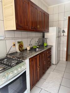 Kuchyň nebo kuchyňský kout v ubytování Apartamento Garça Branca - Itaguá