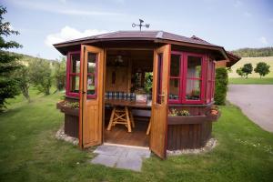 Κήπος έξω από το Ferienhaus Kaltenbach