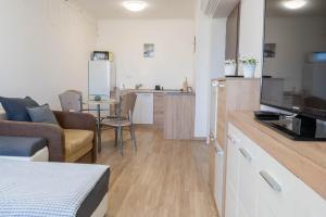 Kuchyňa alebo kuchynka v ubytovaní Seaforth Apartment