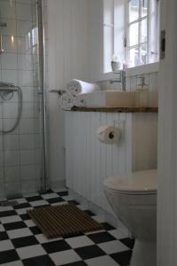Koupelna v ubytování Villa Humlebæk B&B + 35 fotografií