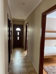 Łóżko lub łóżka w pokoju w obiekcie Villa San Perella