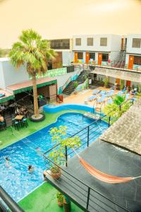 A piscina localizada em Wild Rover Huacachina ou nos arredores mais 37 fotos