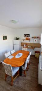 Kuchyňa alebo kuchynka v ubytovaní Guest House Lipov Hlad