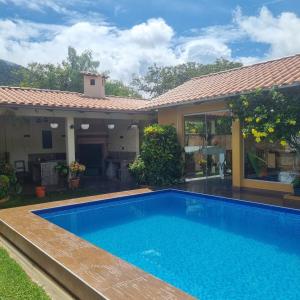 Bassein majutusasutuses Casa de Campo Chaquito de Ensueño või selle lähedal