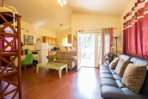 Imagen de la galería de Oceanfront Cottage Near the Kalapana Lava Flows, en Kehena