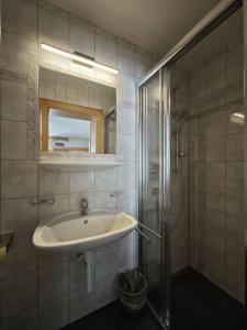 Ένα μπάνιο στο Bella Mira