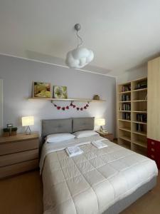 Postel nebo postele na pokoji v ubytování Clara house