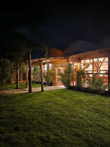 Vườn quanh Hotel El Rancho