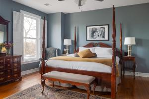 Gallery image of Stone Mountain Manor in Stone Mountain