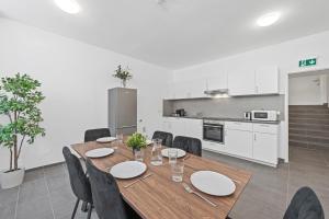 Kuchyň nebo kuchyňský kout v ubytování K22 Smart Rooms