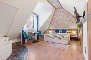 Postel nebo postele na pokoji v ubytování K22 Smart Rooms
