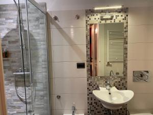 Łazienka w obiekcie Bed & Breakfast con vista giardino e piscina