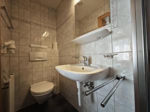 Ένα μπάνιο στο Bella Mira