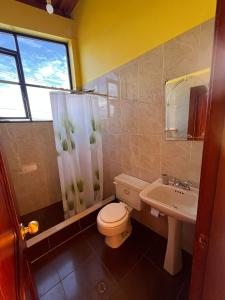 Koupelna v ubytování La Casa Ambateña