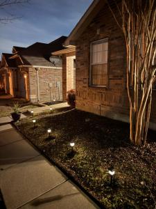 Imagen de la galería de Charming Frisco Escape Minutes from PGA and The Star, en Frisco