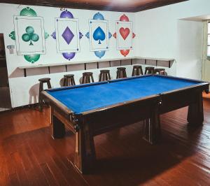 Tavolo di biliardo di Terra House Hostel