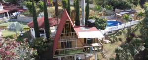 Vrt ispred objekta Chalet El Pinal - Copacabana