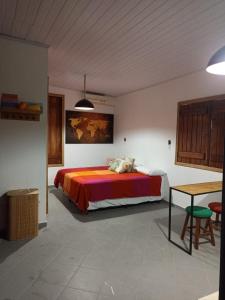 Postel nebo postele na pokoji v ubytování Apartamento Charmoso, Localização Privilegiada Enfrente Aeroporto - 2m orla mar + 25 fotografií