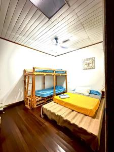 Postel nebo postele na pokoji v ubytování Hotel Cortez Azul