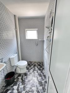 Ένα μπάνιο στο Dhaya Homestay 1