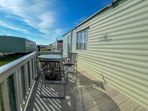 Fotografie z fotogalerie ubytování Lovely 8 Berth Caravan In Skegness With Free Wi-Fi, Ref 96023D v destinaci Skegness