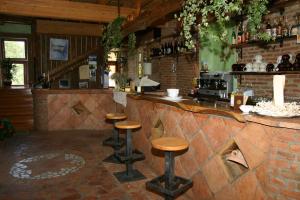 Lounge alebo bar v ubytovaní Agriturismo Ai Due Laghi