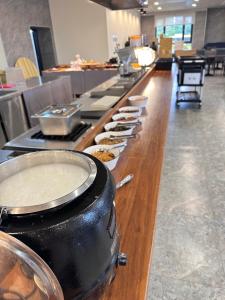 Makanan di atau berdekatan hotel