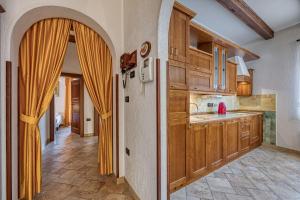 Kuchyň nebo kuchyňský kout v ubytování Villa Marittima