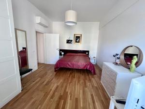 Postel nebo postele na pokoji v ubytování Solely elegante Trilocale vicino Firenze