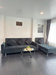 Posezení v ubytování Hotel Baya Phuket