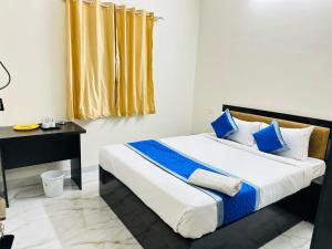 S V COMFORTS B T M Layout客房内的一张或多张床位