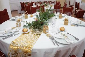 A restaurant or other place to eat at Hotel Santuari Balaguer
