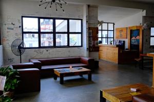 Kuhinja oz. manjša kuhinja v nastanitvi Yakety Yak Hostel