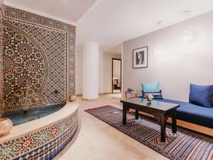 Χώρος καθιστικού στο Le Diwan Hotel Rabat - MGallery Collection