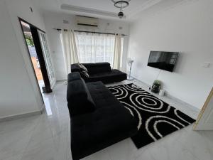 Μια τηλεόραση ή/και κέντρο ψυχαγωγίας στο Yeta apartments