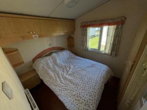 Katil atau katil-katil dalam bilik di Dans Coastal Retreat +67 gambar