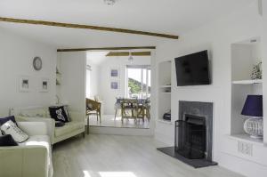 Et tv og/eller underholdning på Old Bakery Cottage