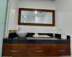 Billede fra billedgalleriet på Condo Unit at One Pontefino Tower Unit 706 i Batangas City