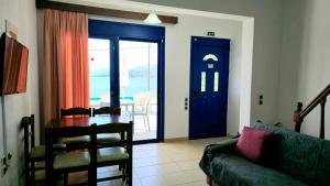 Χώρος καθιστικού στο Amarandos Villas